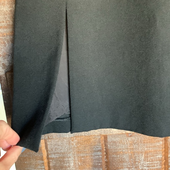 Giorgio Armani women’s black wool skirt made in Italy size Small winter office - Picture 12 of 16